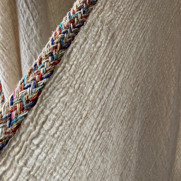 Beautiful Handmade throw~ - Picture 2 of 15